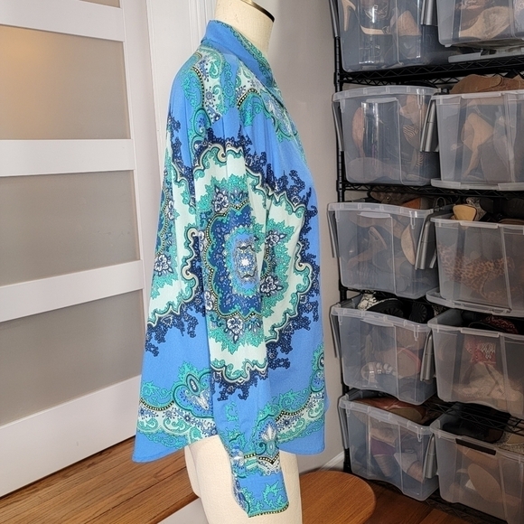 Apt. 9 Bold Retro style Printed Colorful Button front Top Size Large - Picture 4 of 16